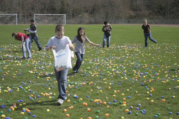 Veritas Church is hosting its annual community Easter Egg Scramble on Sunday from 1-3 p.m. at Rainier Middle School