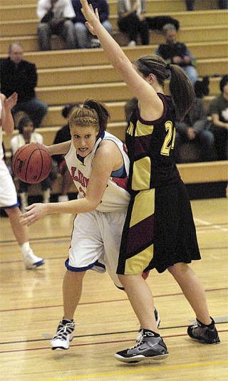 Auburn Mountainview senior post Lizzy Harrison in action against Enumclaw earlier this season.