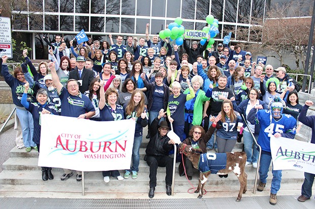 Auburn's '12s' packed the plaza in support of the super Seahawks last year.