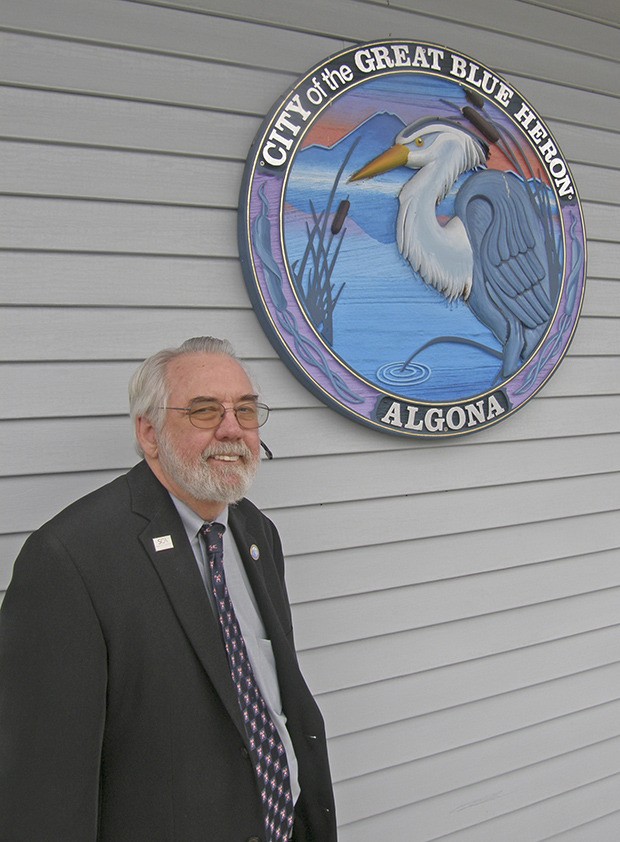 Algona Mayor Dave Hill has broken off talks with county officials over the proposed site of a new transfer station. “The county has not been proceeding in good faith