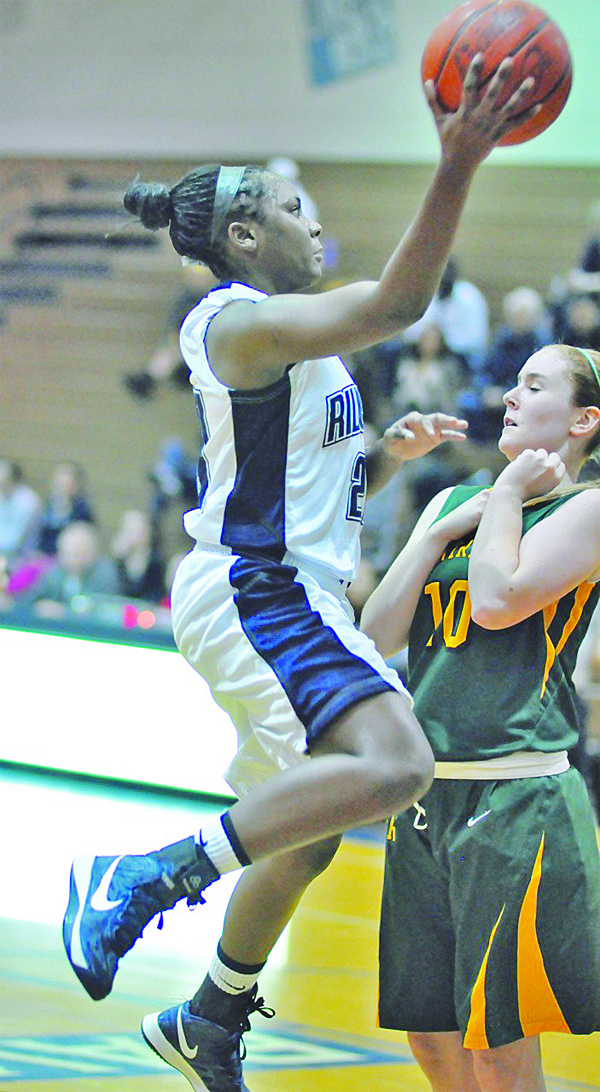 Shantell Jackson in action with the Ravens.