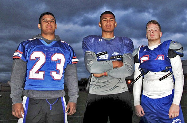 Auburn Mountainview's starting linebacker corps