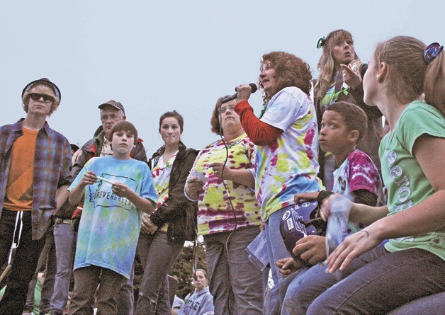 RaeLyn Clark addresses the crowd at Brannan Skate Park for a memorial to honor her late son