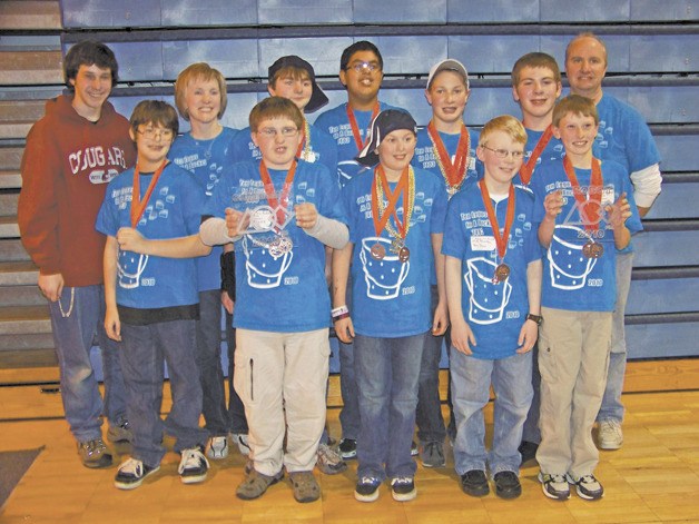 The Rainier Middle School regional champion robotic team includes
