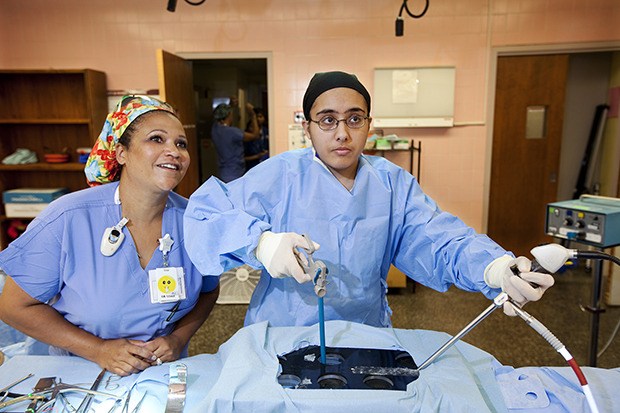 Sharnpreet Tung of Auburn Mountainview practices laparoscopic surgery during a ‘Skittle-ectomy’ at the MultiCare Nurse Camp last week. Mary Walls