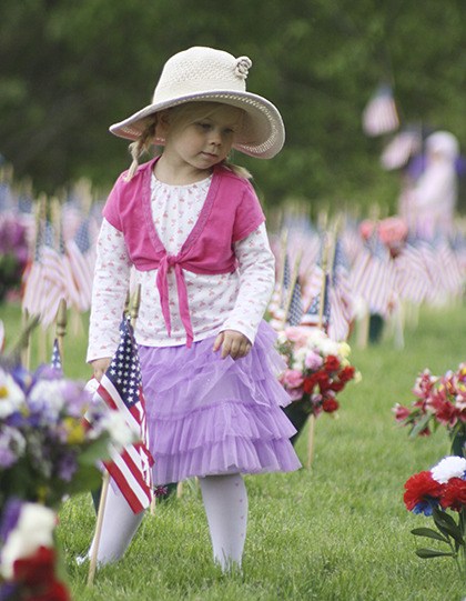 Mountain View Cemetery is offering special office hours during the Memorial Day weekend to help families.