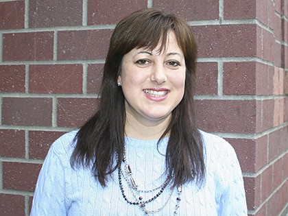 Veronika Raguzin-Holloman