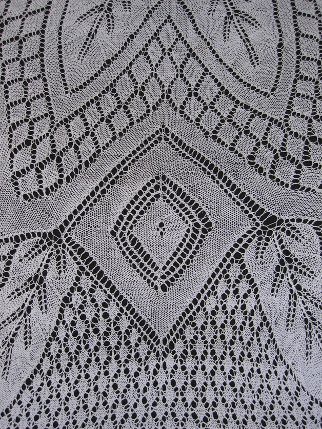 Mary Zmaeff made this hand-knit tablecloth