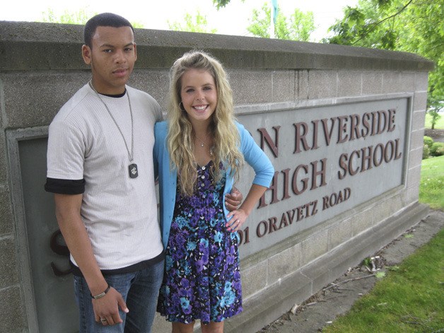 Auburn Riverside’s Jarrell Washington and Ariel Esterbrook excelled in and out of the classroom as model students and active volunteers and inspirational leaders in their community.