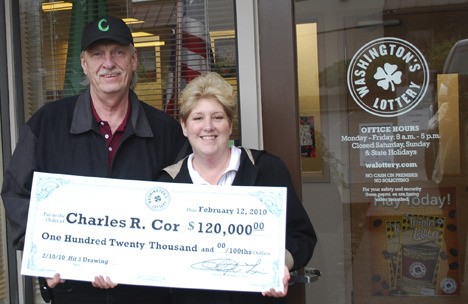 Auburn’s Charles and Cheryl Cor pocketed a big prize by playing the Hit 5 game.