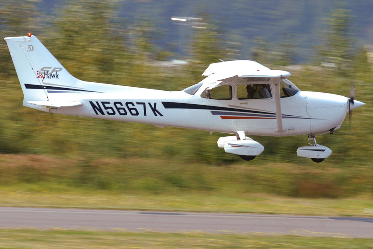 City looks to FAA for funds for runway pavement