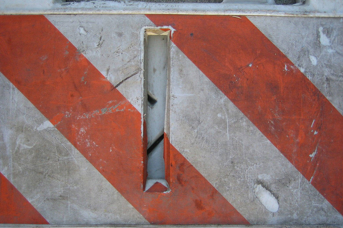 Traffic advisory, night work: Auburn Way South – F Street SE to 12th Street SE