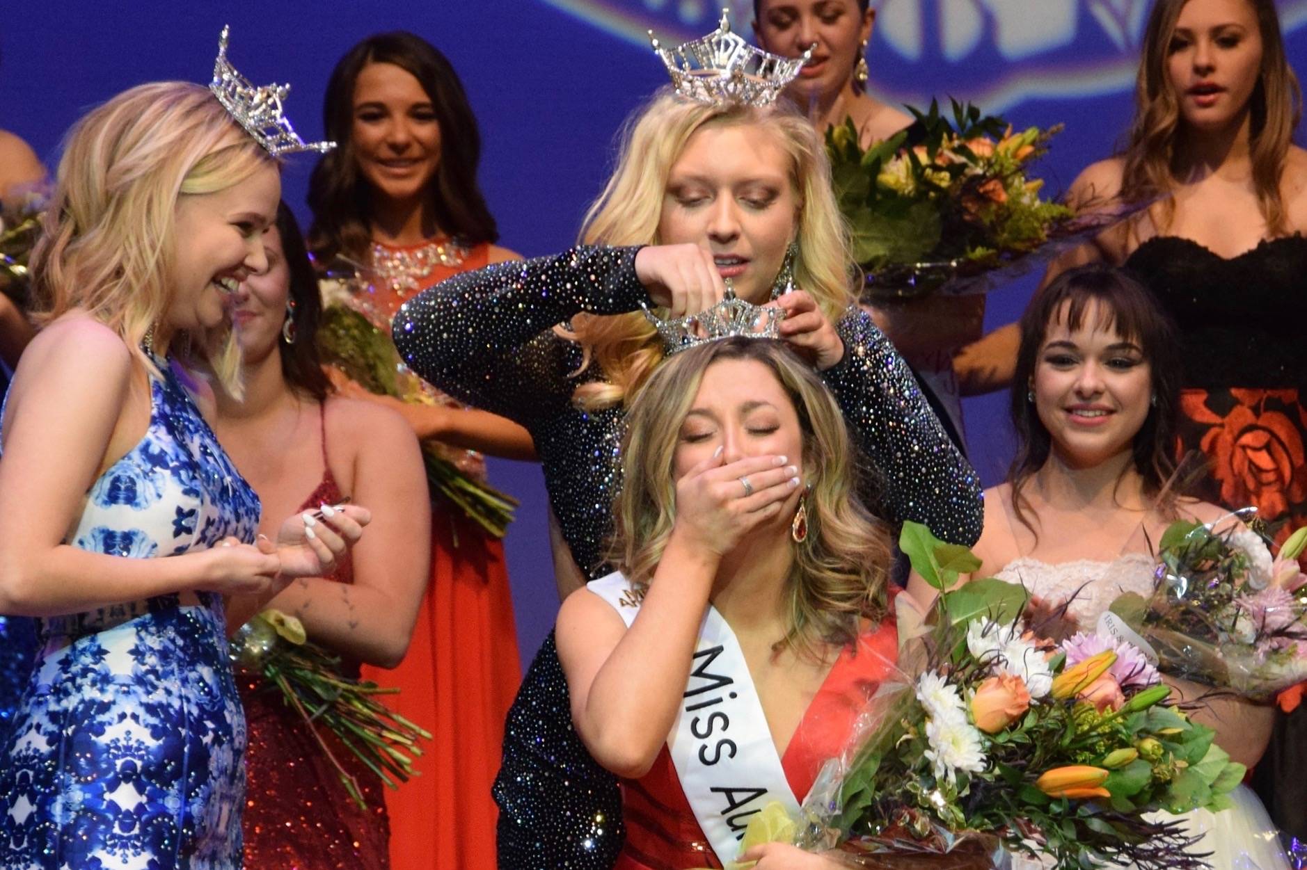 Enz seizes the moment, captures Miss Auburn crown