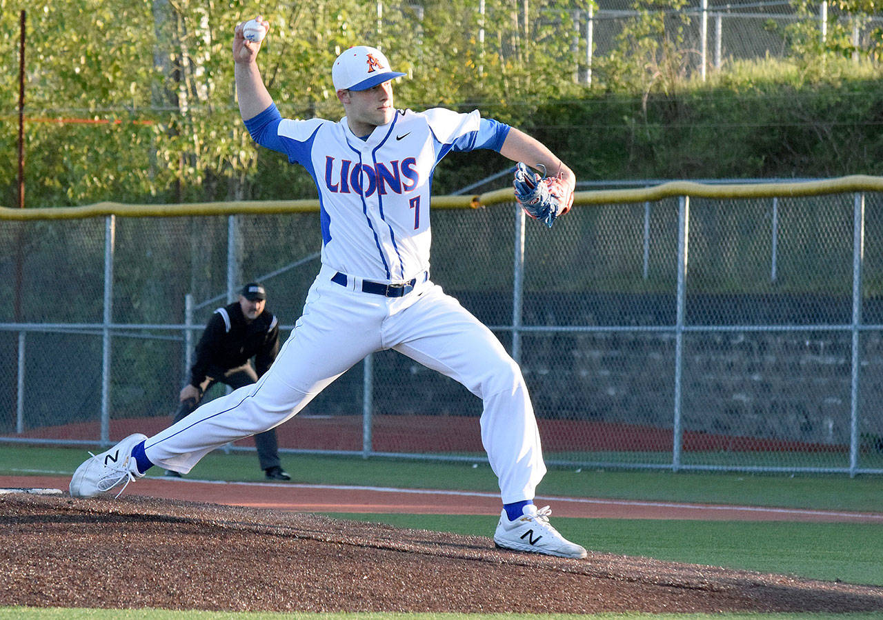 Auburn Mountainview’s Nate Weeldreyer was dominant again Thursday night, striking out 13 Enumclaw batters in a 7-2 win. RACHEL CIAMPI, Auburn Reporter