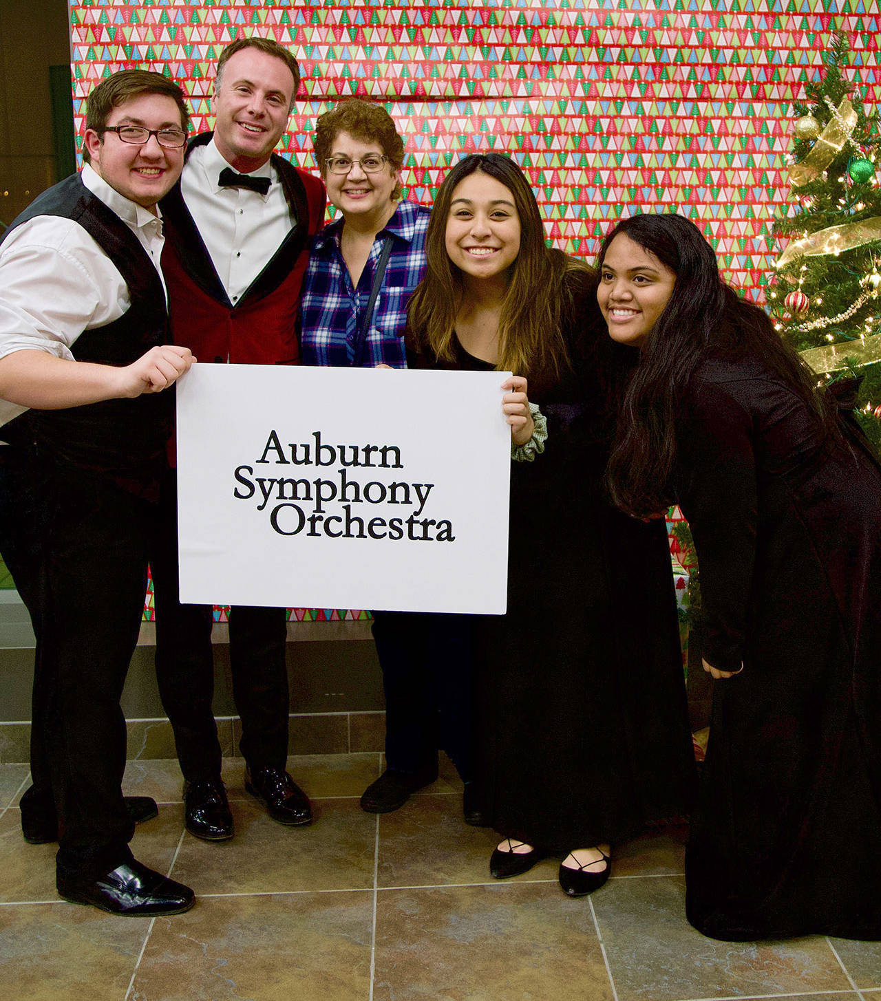 Students from the Auburn Riverside High School Orchestra and Band played alongside musicians from the Auburn Symphony Orchestra for a Dec. 9 holiday concert. COURTESY PHOTO, ASO