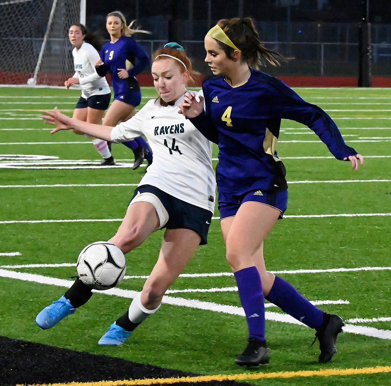 Auburn Riverside’s Sydney Wate, an all-league and all-state performer, dribbles the ball away from Puyallup’s Kaelee Huetten during the 4A championship match at Sparks Stadium on Nov.23. RACHEL CIAMPI, Auburn Reporter