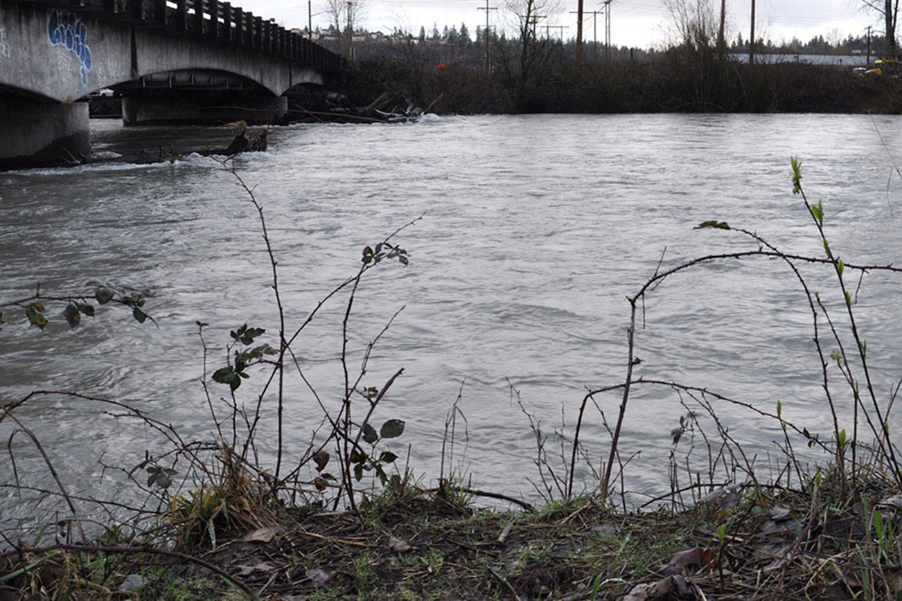 Man’s body recovered from White River in Auburn after small boat overturns