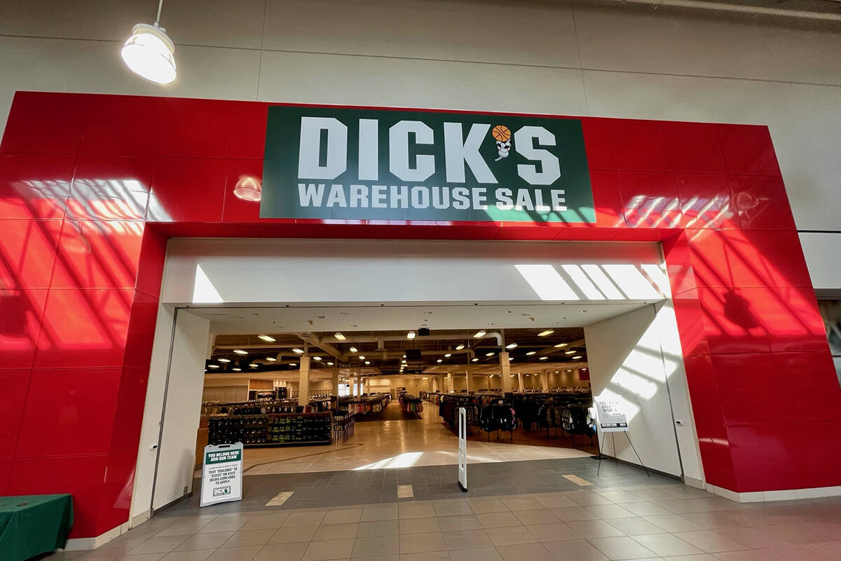 Dick’s Warehouse Sale is now open at The Outlet Collection | Seattle. You’ll find savings of up to 70 percent on all the same major brands carried at Dick’s Sporting Goods stores, and a staggering selection that changes every week.
