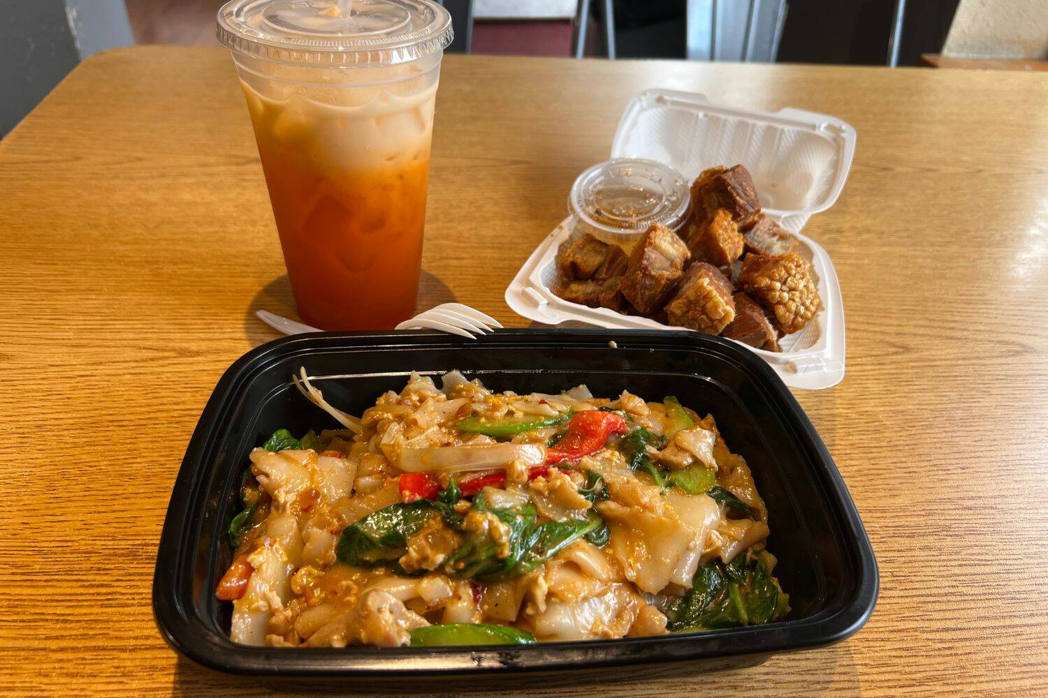 Lunch at Gor Gai Thai Street Food (Cameron Sheppard/Sound Publishing)