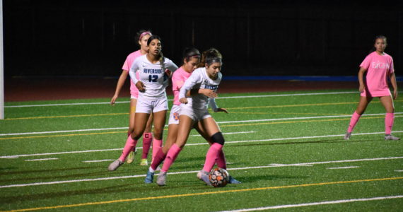 Ben Ray / Sound Publishing
Auburn Riverside girls soccer beat rivals Auburn Mountainview on Oct. 11.