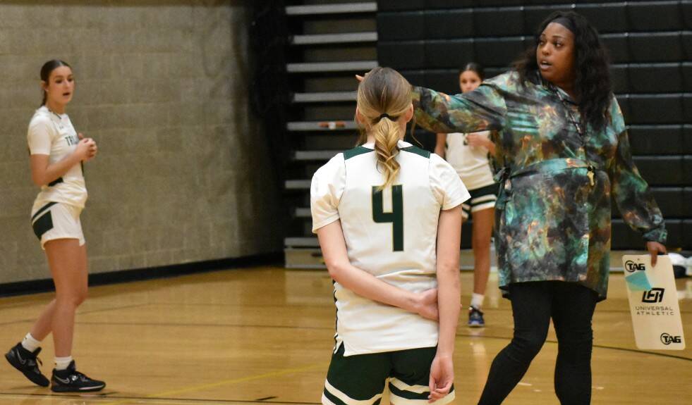 Photo by Ben Ray/Sound Publishing
First year Auburn girls basketball coach Regina Rogers-Wright working with her squad preparing for Foss High School.