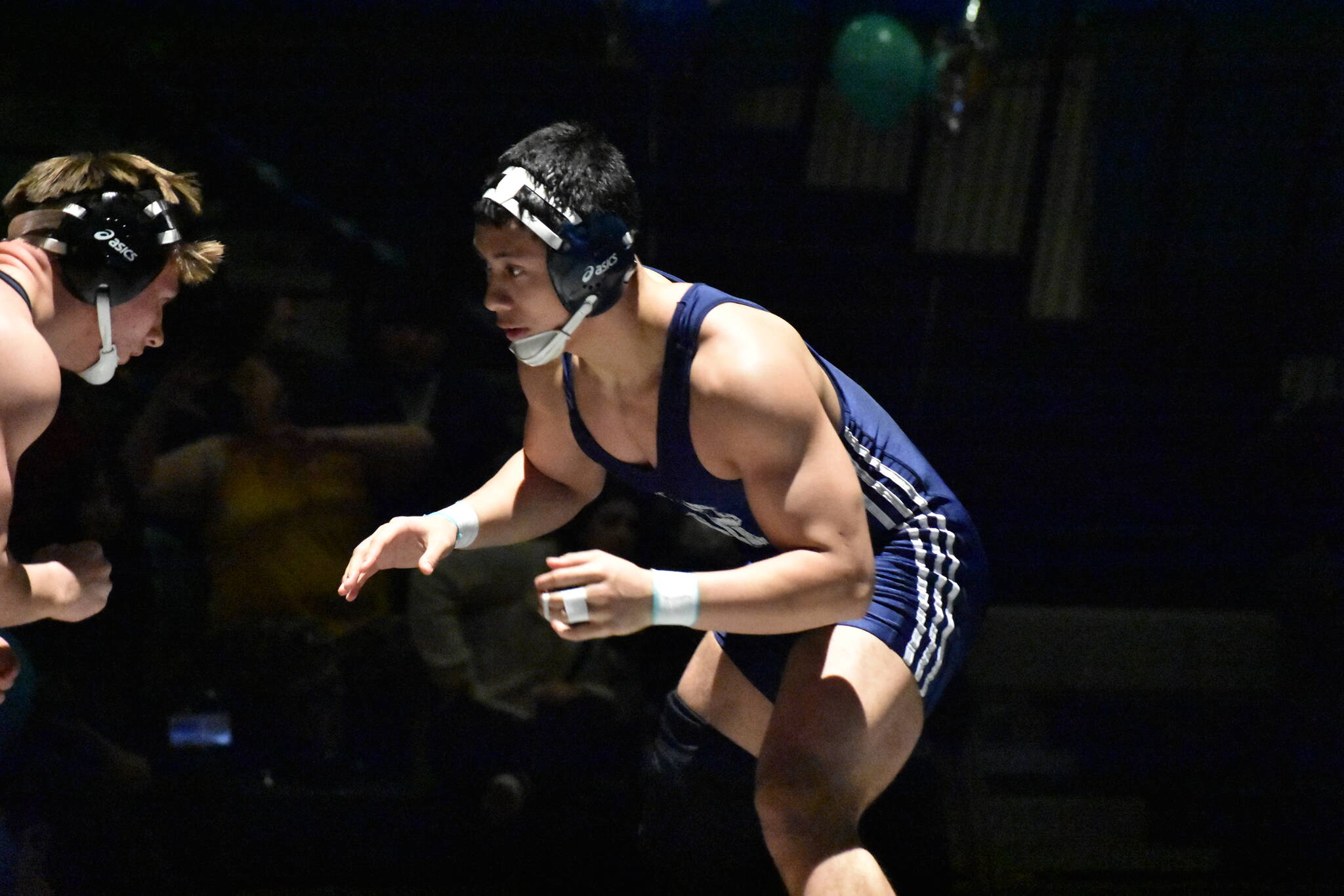 Raven Senior Gabe Vasa looking to set up his shot against his opponent. Ben Ray/The Reporter