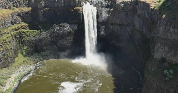 Just a short stroll away from the entry to the Palouse Falls State Park Heritage Site is the 200-foot falls that was created some 13,000 years ago. Signs on nearby trails are deadly serious, warning that people have perished after not following the rules. Covering all their bases, park officials even warn against harassing the resident rattlesnakes. Photo by Kevin Hanson