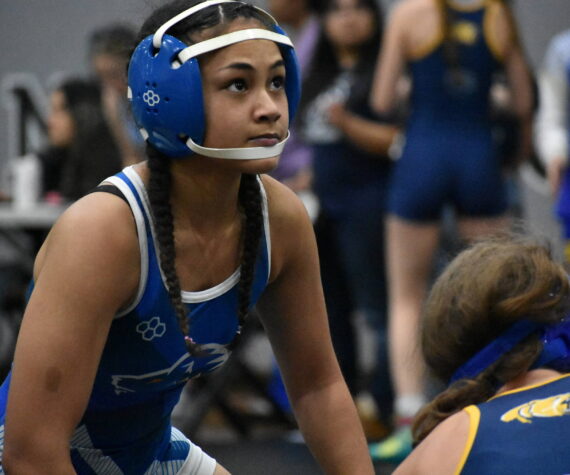 Auburn Mountainview’s Fia Daniels looks at the ref after her win at Kentwood. Ben Ray / The Reporter