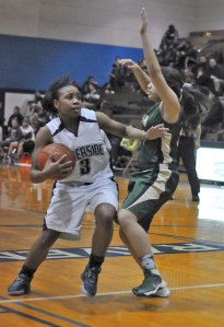 Brittni Williams on court against Auburn.