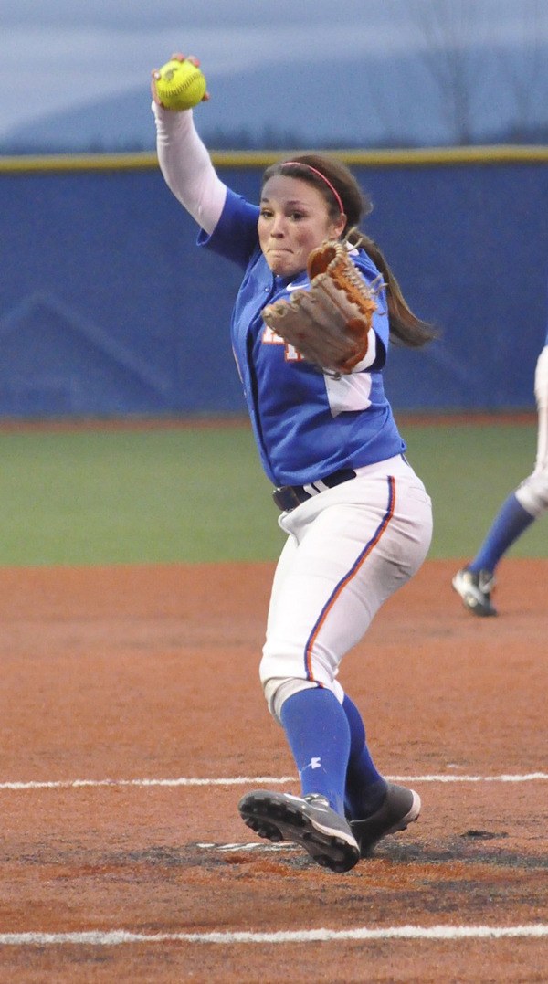 Auburn Mountainview junior Delene Colburn in the circle against Auburn.
