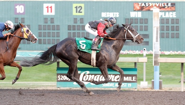 Bartab and Jennifer Whitaker teamed up for the victory Sunday in the feature race for fillies and mares at Emerald Downs.