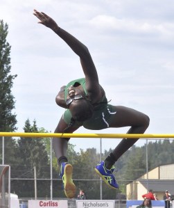 Auburn’s Rebecca Thareek climbs 5 feet