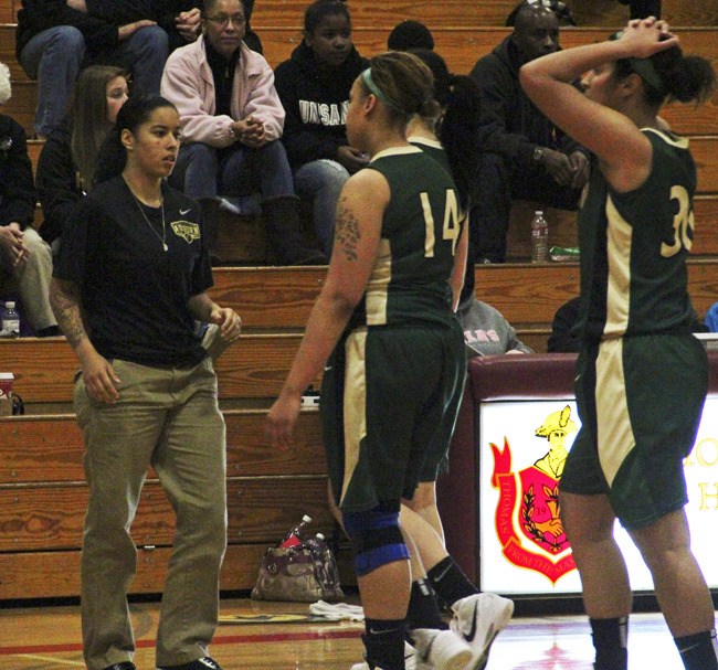 Auburn graduate Nneka Payne is back as a girls basketball assistant coach this season.