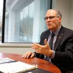 Gov. Jay Inslee speaks with Sound Publishing staff during a meeting on Jan. 20 at the Bellevue Reporter office. Matt Phelps/Kirkland Reporter