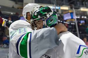 Stankowski backstops Thunderbirds to Game 1 win | WHL playoffs