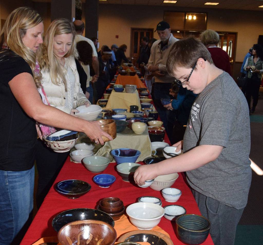 Empty Bowls filled to fight hunger, help food bank | PHOTOS