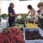 Many choices: The Auburn International Farmers Market boasts more than 40 vendors, offering a variety of fresh locally grown farm-based foods. RACHEL CIAMPI, Auburn Reporter