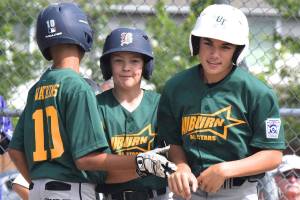Auburn Little League Majors roll to victory in District 10 play