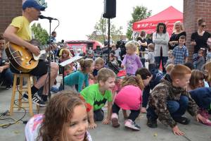 Caspar Babypants plays farmers market; season ends Sept. 24