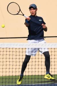 Ravens’ Tong holds court: senior earns Player of the Year honors