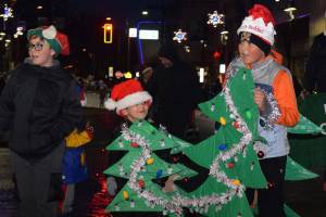 Auburn lights up for the holidays | PHOTOS