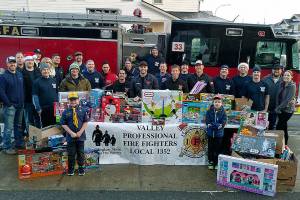 Edgeview neighborhood collects toys, money for local efforts