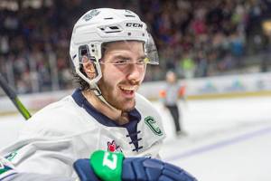 Thunderbirds stuff Broncos in eight-round shootout