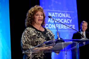 Mayor earns national award