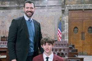 Auburn student serves as Senate page