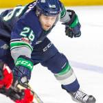 Winterhawks thump Thunderbirds 8-3