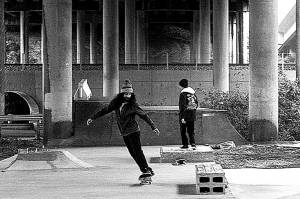 Boarders vs. bureaucracy