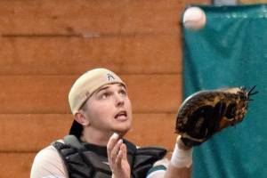 Trojans respond, split a pair with rival Lions