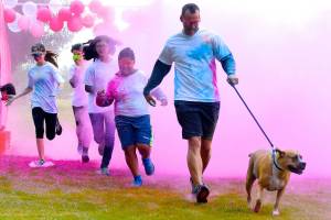 Show of color: a benefit for Auburn school