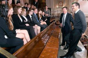 State should pay postage for mail-in ballots, say bipartisan pair of King County senators